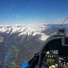 Flugwegposition um 13:59:58: Aufgenommen in der Nähe von Gemeinde Sillian, 9920, Österreich in 3255 Meter